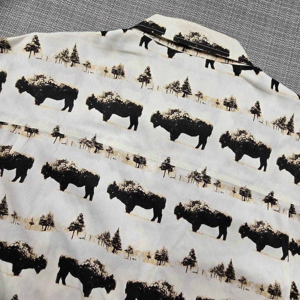 Barn Fly Shirt Mens Large White Bison Print Long Sleeve Button Up Western USA - Picture 9 of 10